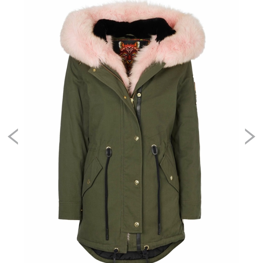 ISO: Moose Knuckles Steller XS/S